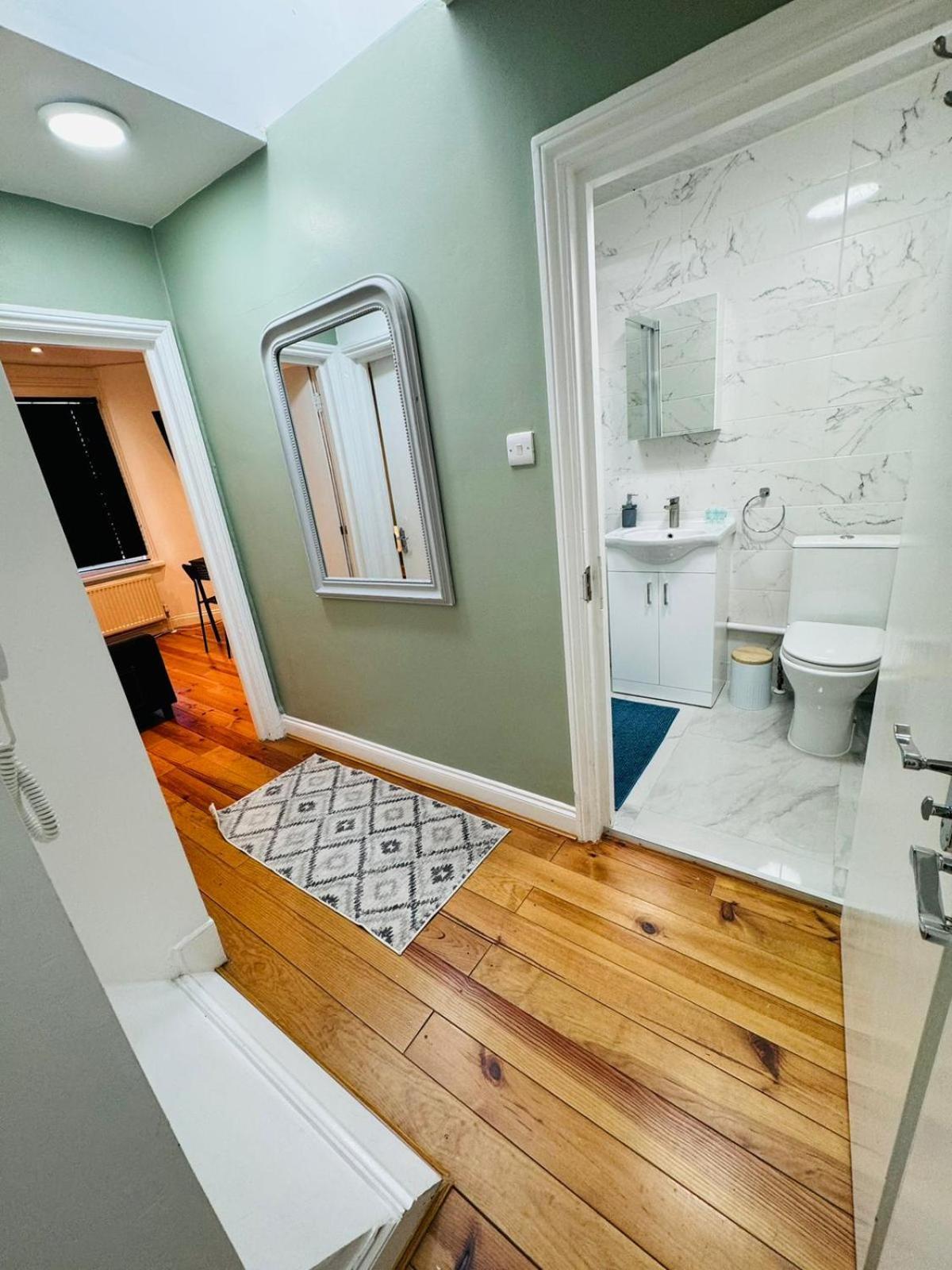 شقة Notting Hill Guest Flat إيلينغ المظهر الخارجي الصورة